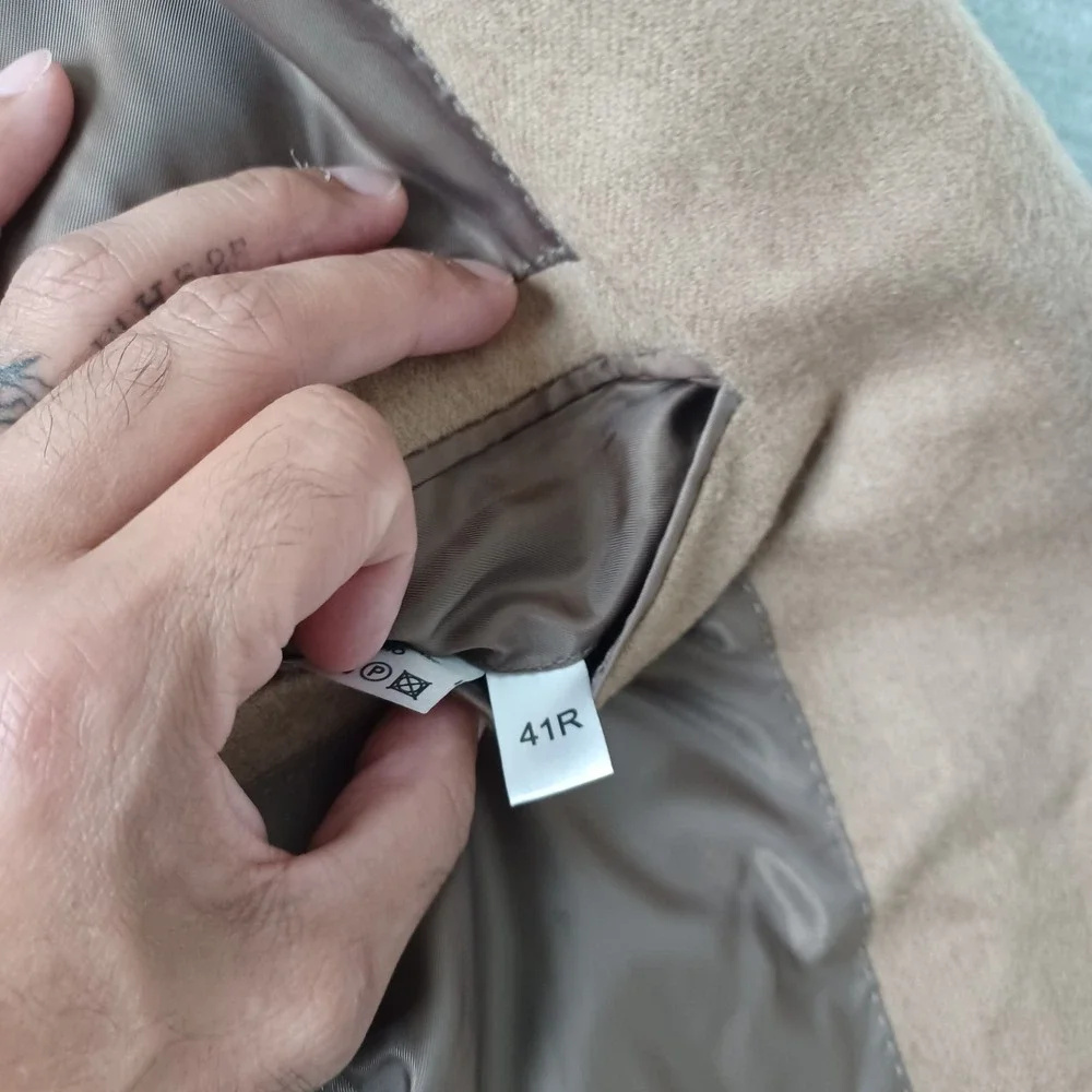 Jos A Bank Cashmere Sport Coat Mens 42S Beige Single Breast Casual Academic